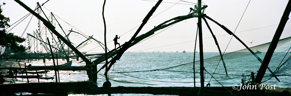 India, Kerala, Cochin, chinese fishing nets at sunset
