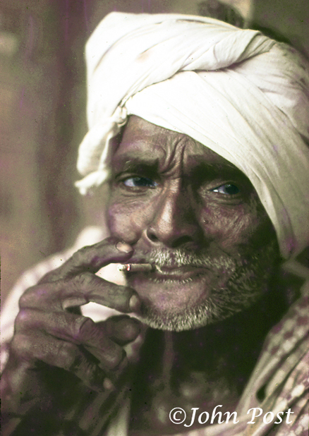 Beedi Man South India