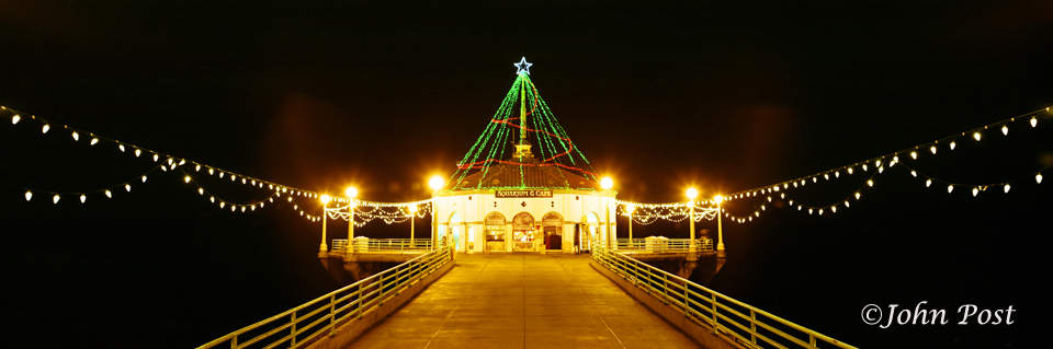 Manhattan Beach Pier roundhouse Christmas lights 2008