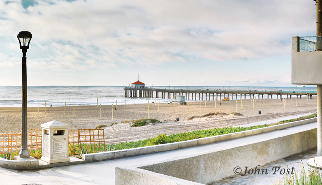Manhattan Beach Pier from 10th and Strand Christmas Eve 2012