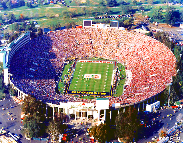 Rose Bowl  - aerial panorama