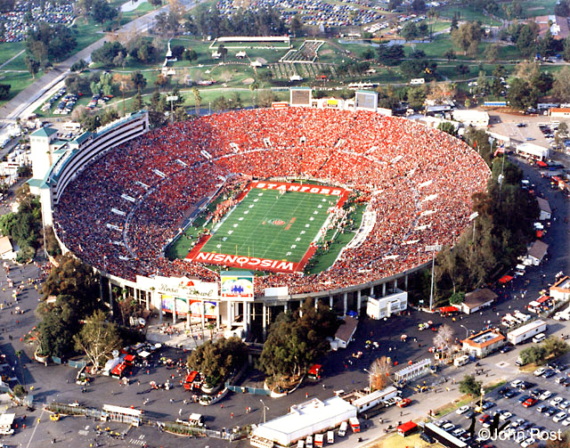 2000 square Rose Bowl
