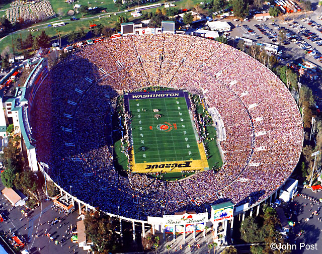 Rose Bowl  - aerial panorama