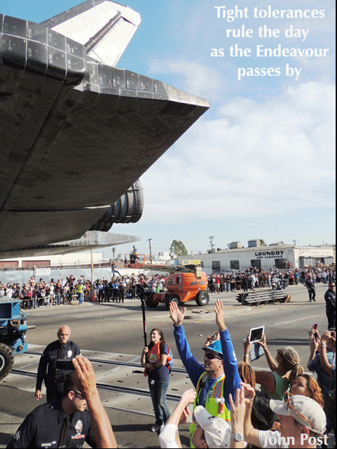 Space Shuttle Endeavour Move on Los Angeles Streets