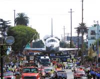 Space-Shuttle Endeavour on Crenshaw